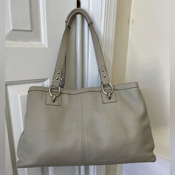 Coach Leather shoulder bag EUC - Picture 6 of 7